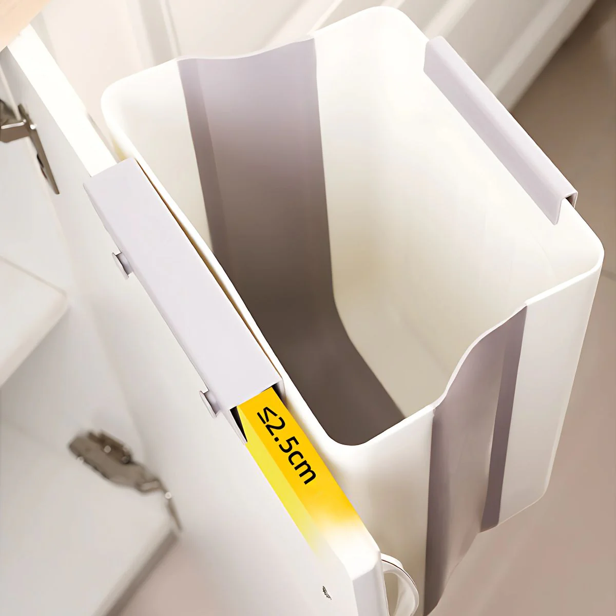 Basurero Plegable Para Colgar En Puerta Gabinete De Cocina. Contenedor De Basura De 11L. Tinaco. Cesto De Residuos. - Image 3