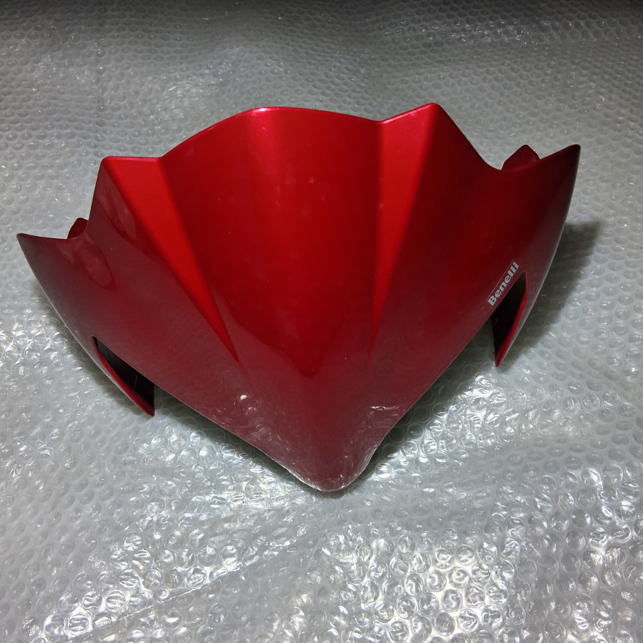 Covertor Del Panel De Instrumentos Rojo Con Calcomanias (TRK251)