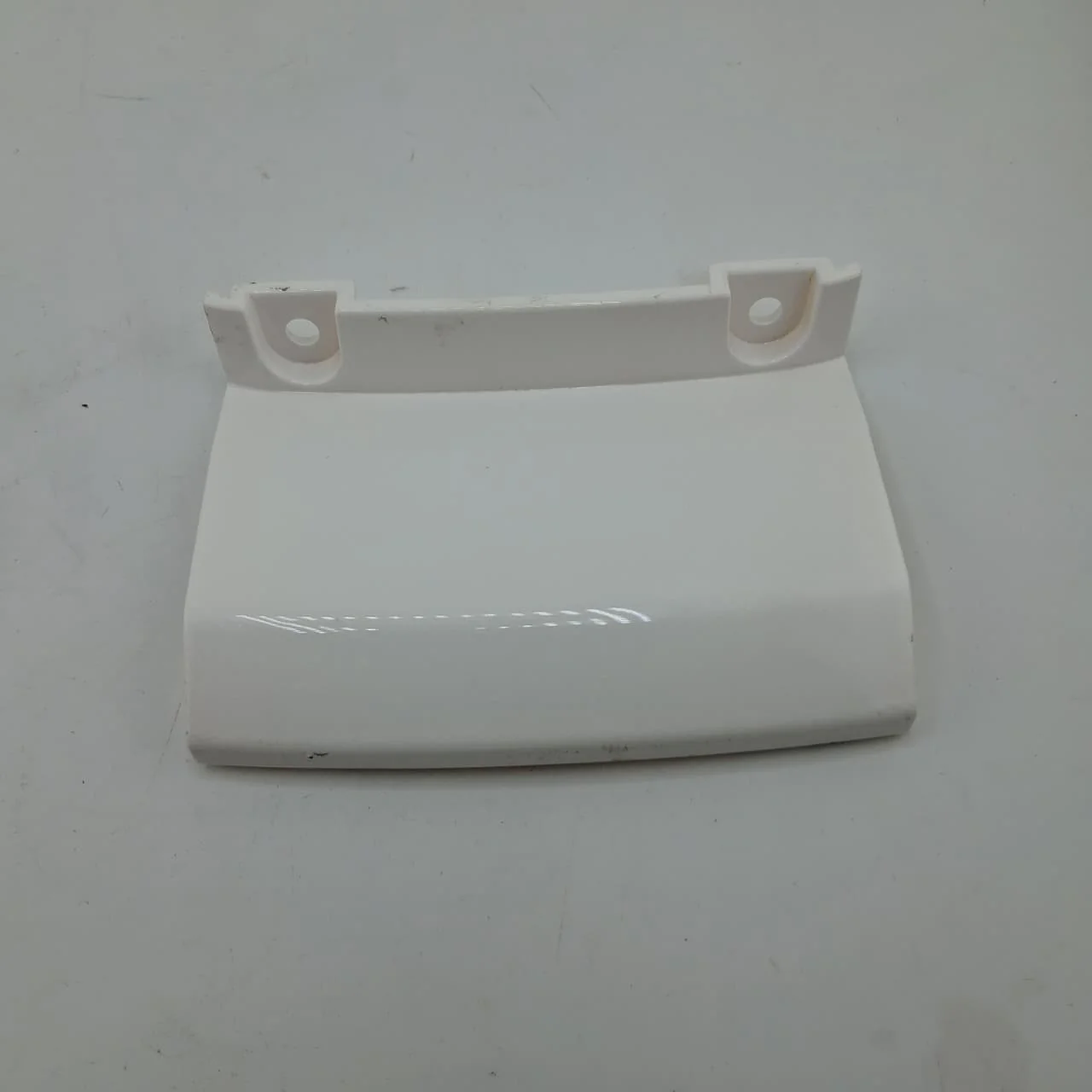 Covertor Posterior Central Blanco Con Calcomanias (MINNIX150) REAR CENTER COVER WHITE GW WITH STICKER