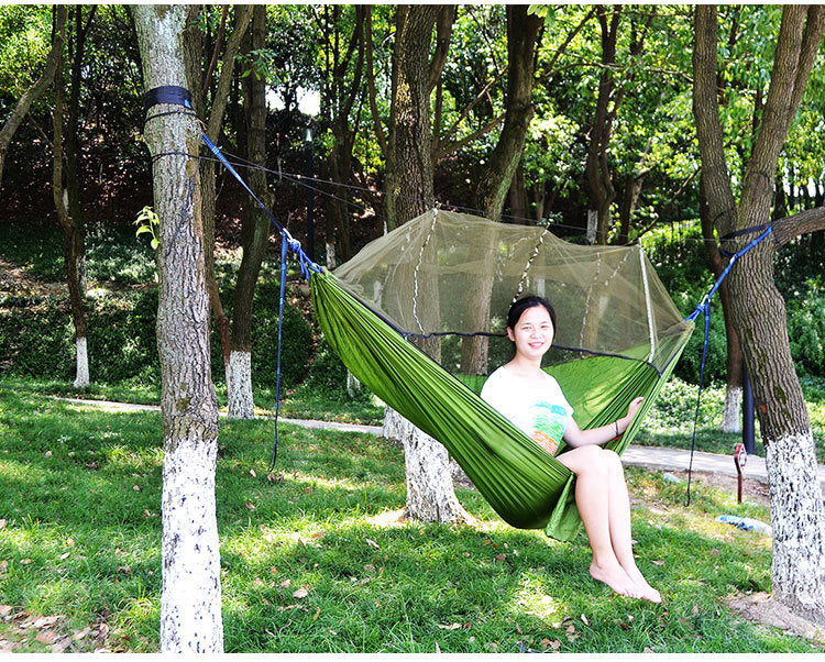 Hamaca Camping Con Mosquitero Integrado 260X140cm. Hamaca Colgante Portátil De Nylon 210T Con Bolsa, Cuerdas Y Mosquetones. - Image 3