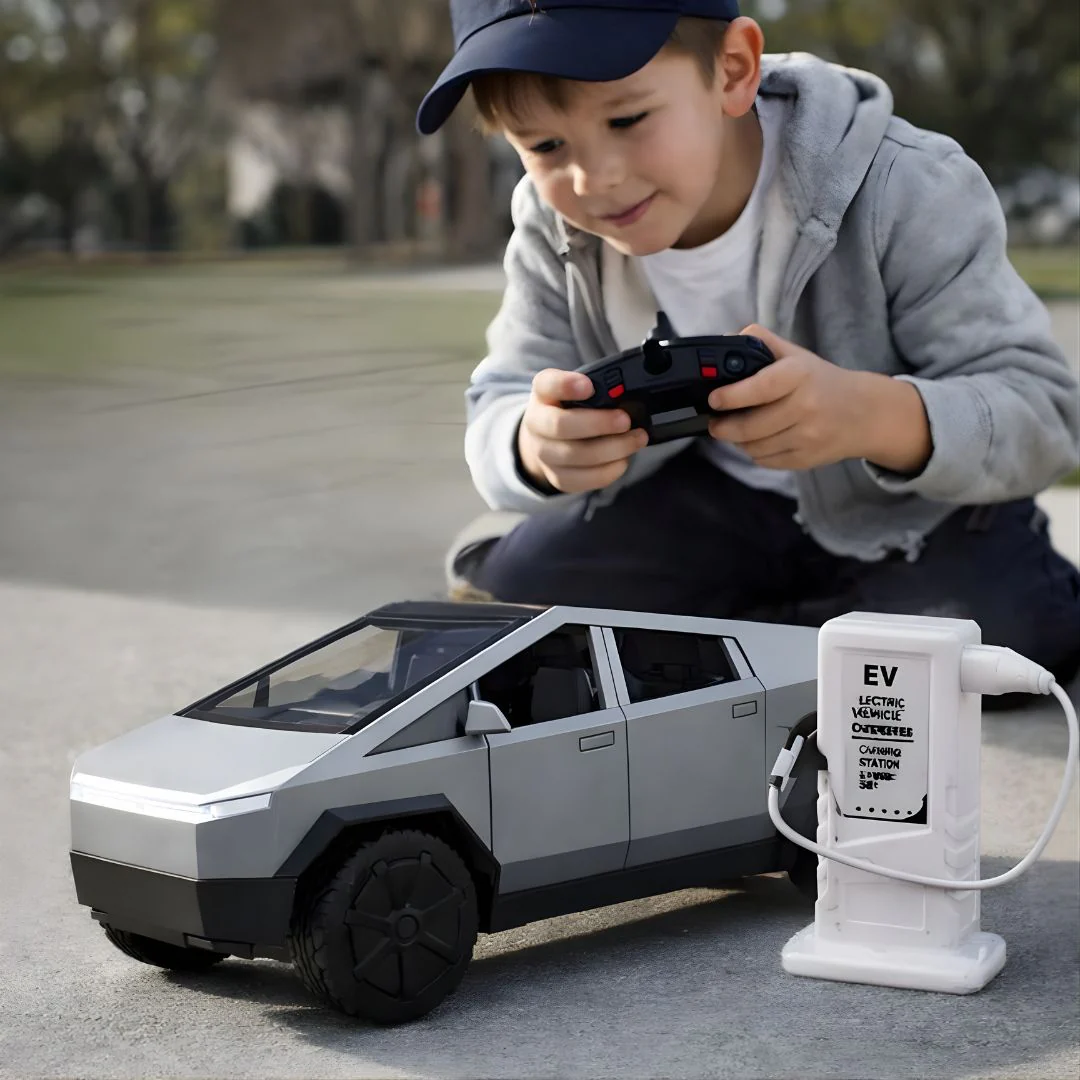 Juguete Carro Tesla Eléctrico A Escala 1:30 Con Control Remoto. Camioneta Con Base De Carga Para Niños (19×7.5×6.7Cm). Cybertruck. - Image 2