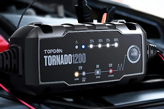 Cargador De Baterías Portátil. Desde 10 Ah Hasta 80 Ah. - Image 3