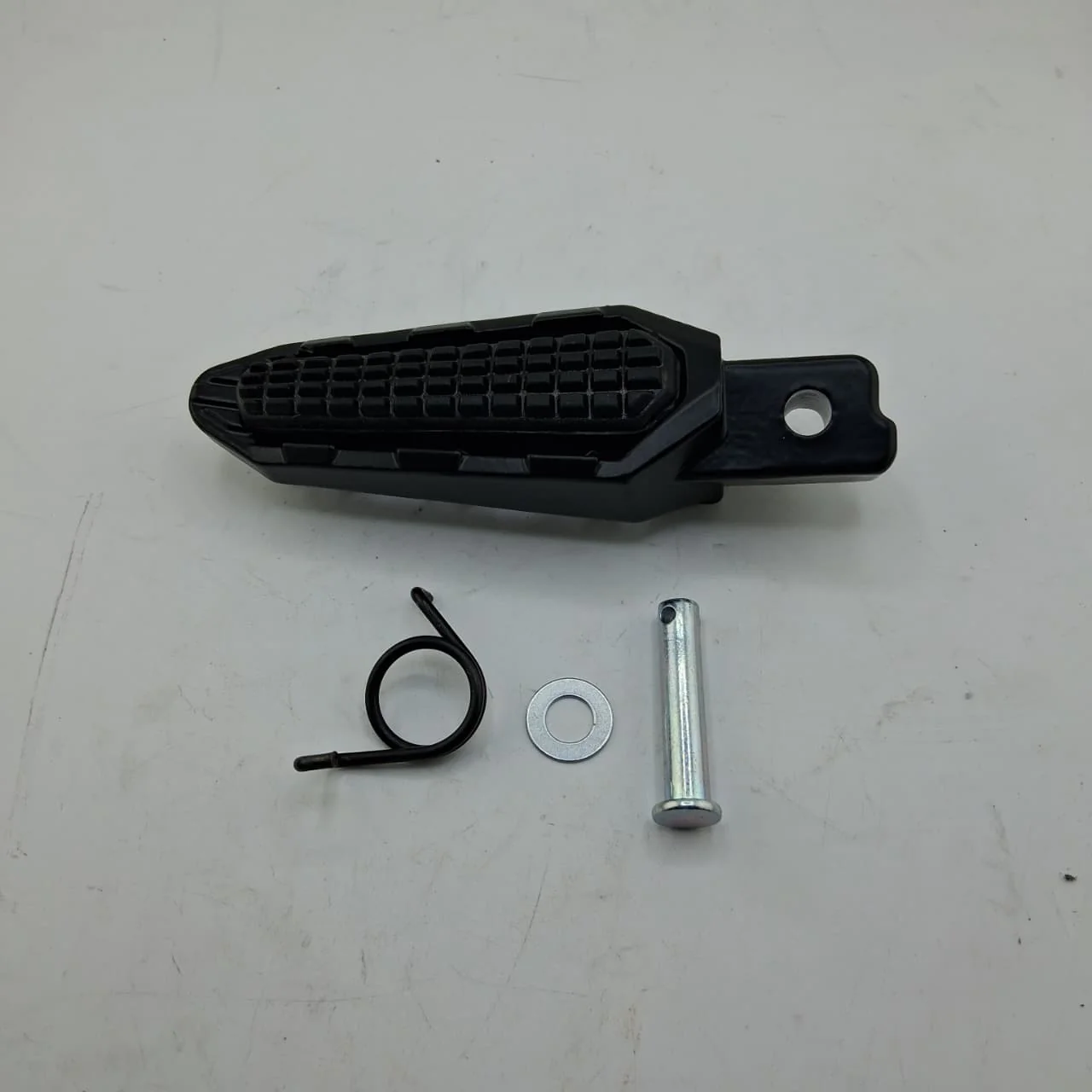 Kit De Posapie Delantero Derecho (T250X) FRONT RIGHT PEDAL ASSY