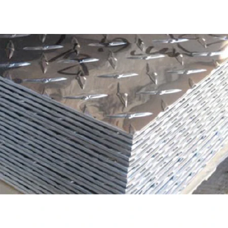 Lamina Estriada Aluminio 3003 (H22) 4X8 Pies 4.76 Mm (3/16") Patron Diamantado Pulido Brillante - Image 2