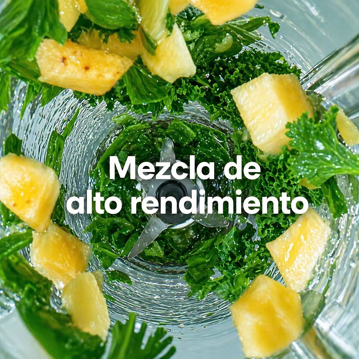 Licuadora Personal Ninja Blast Green. Minibatidora Portátil, Recargable Para Smoothies, Batidos De Proteínas, Pica Hielo Y Frutas Congeladas. - Image 3