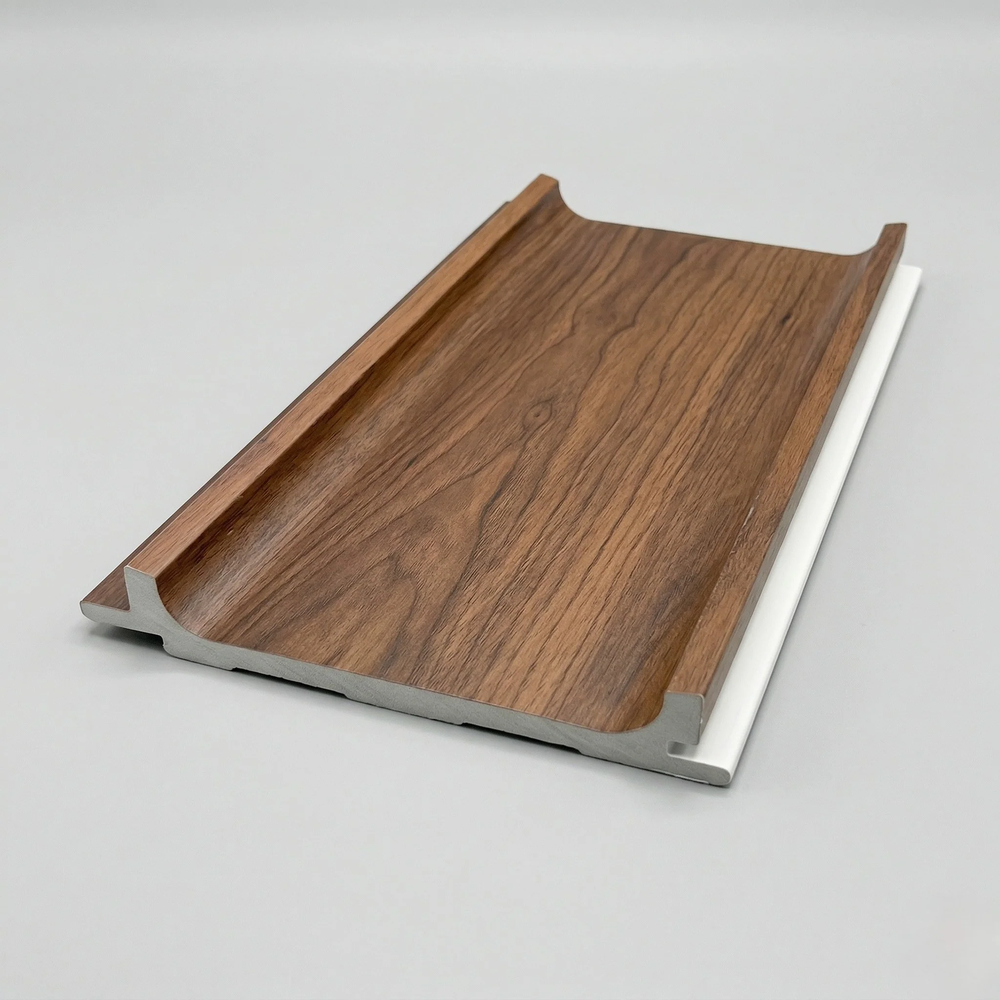Panel Lama Acanalado WPC Roble Oscuro 150X24x2900 Mm | Revestimiento Interior Hidrófugo Para Muros Y Techos - Image 2