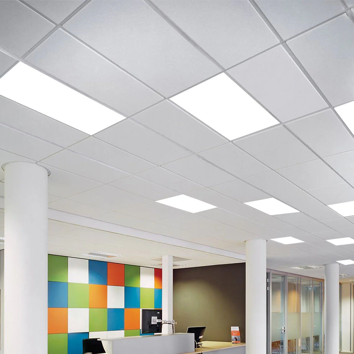 Panel LED 1X4 40W CCT 300X1200x25mm 4000Lm 3 Tonos De Luz. Acabado Blanco. Panel Retroiluminado. - Image 3