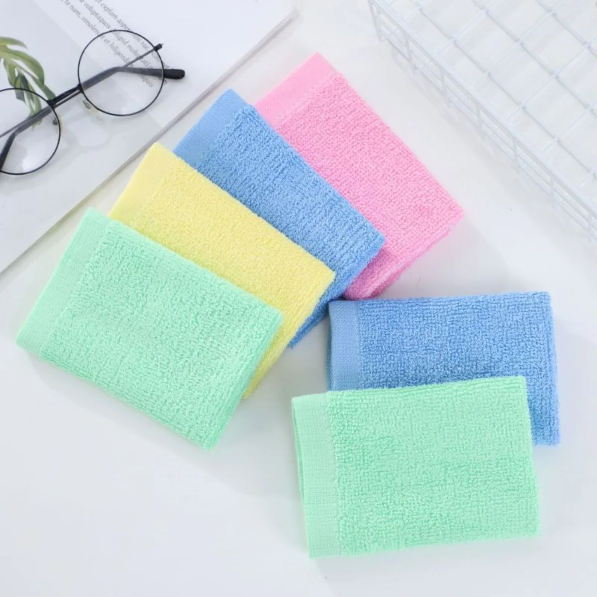 Paños De Microfibra  (Set De 10 Unidades). 25Cm X 25Cm Colores Surtidos. Trapos De Limpieza Absorbentes. - Image 5