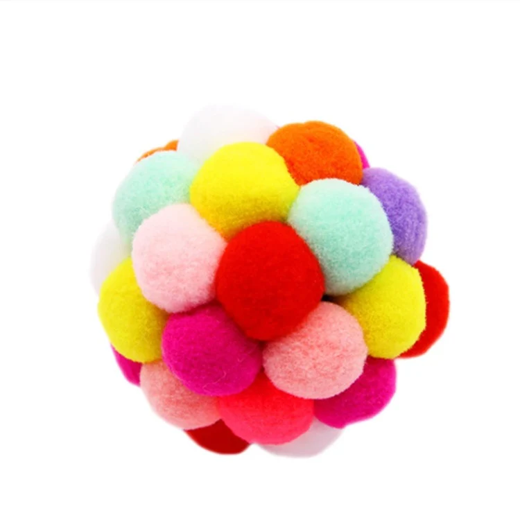 Pelota Para Gato Con Pompones Multicolores. Tamaño Mediano. - Image 2
