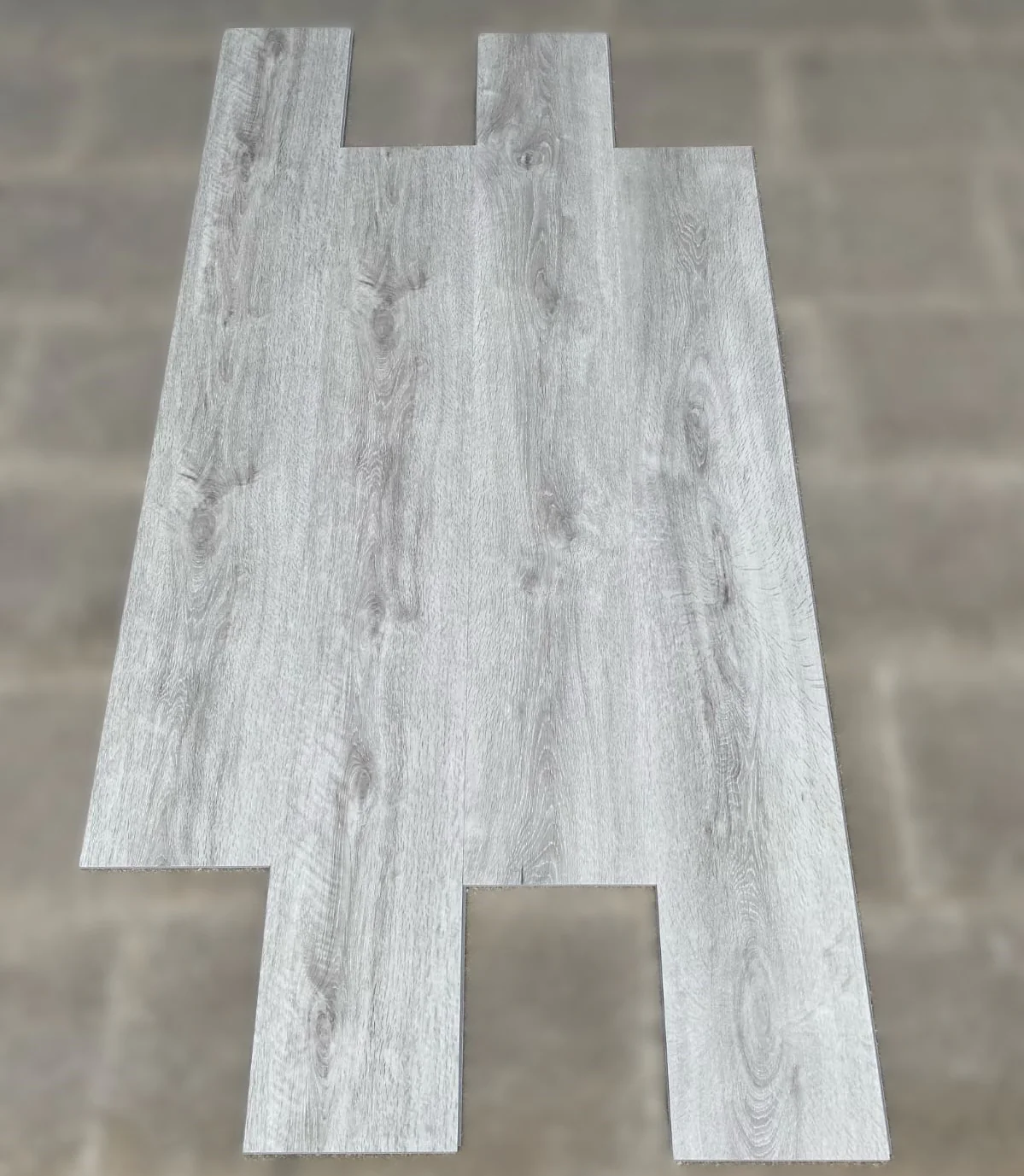 Piso SPC Madera Silver Grey Oak 1220 X 180 X 5.5 Mm Con IXPE 10 Pc. Pack 2.2 M2 - Image 2