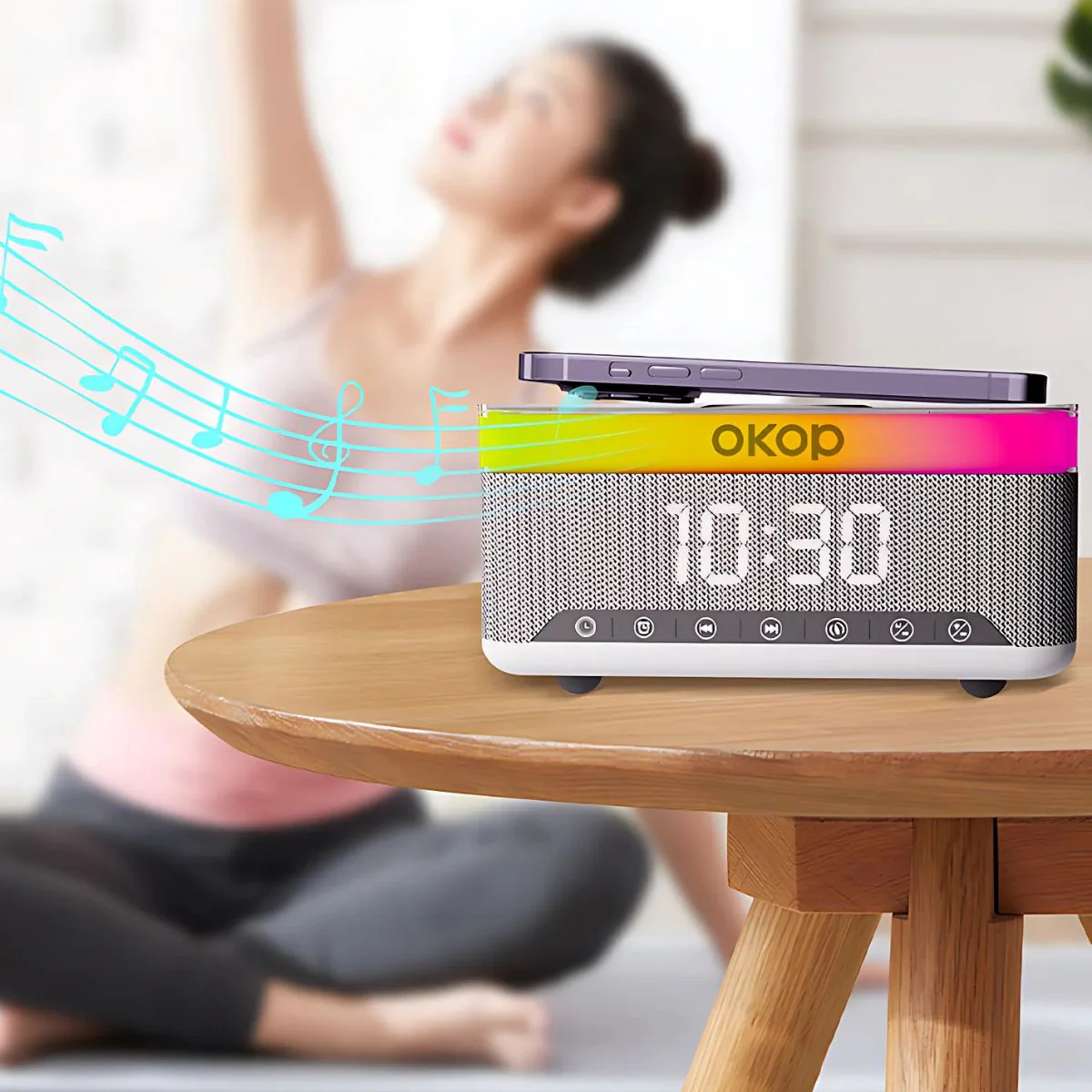 Reloj Despertador Digital Con Bocina Bluetooth. Cargador Inalámbrico Para Celulares. Radio FM Y Temporizador. Lampara De Noche - Image 3