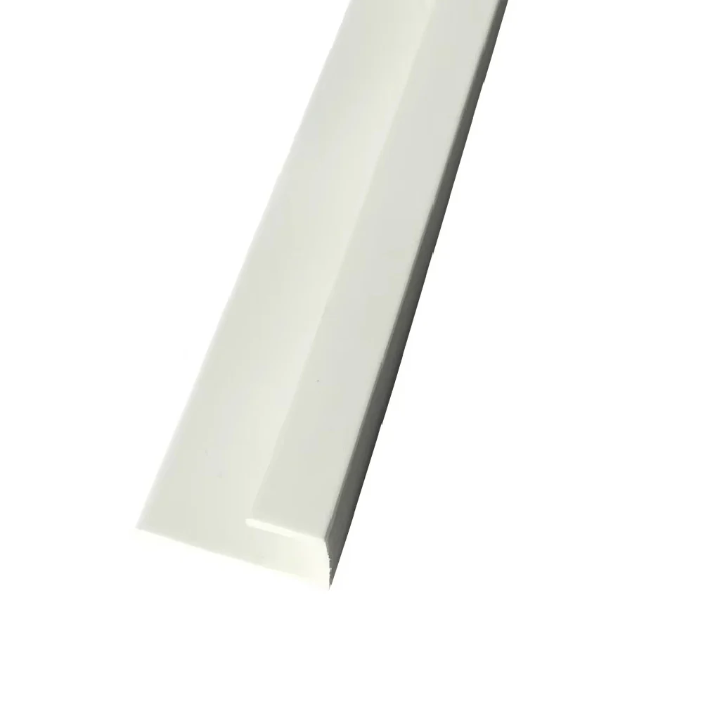 Remate Terminal Tipo C Accesorio Cielo Raso PVC Techo Blanco 5.95M  Resistente A Humedad Fácil Instalación Alta Durabilidad