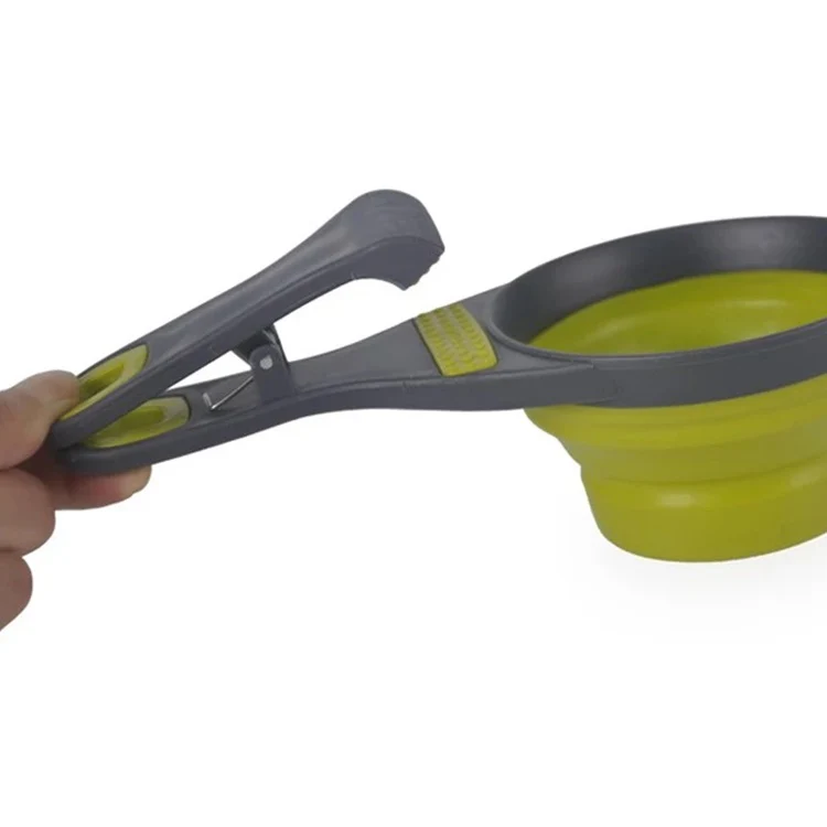 Taza De Medir El Alimento De Tus Mascotas. Material  Silicona Con Pinza Para Cerrar Bolsas. - Image 2