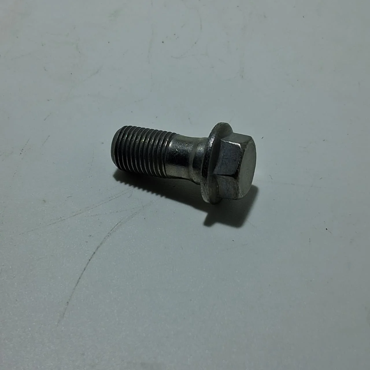 Tornillo Hueco De Manguera De Freno (TNT25 / TRK251 / LEONCINO250 / LEONCINO500 / TRK502X / TNT600)