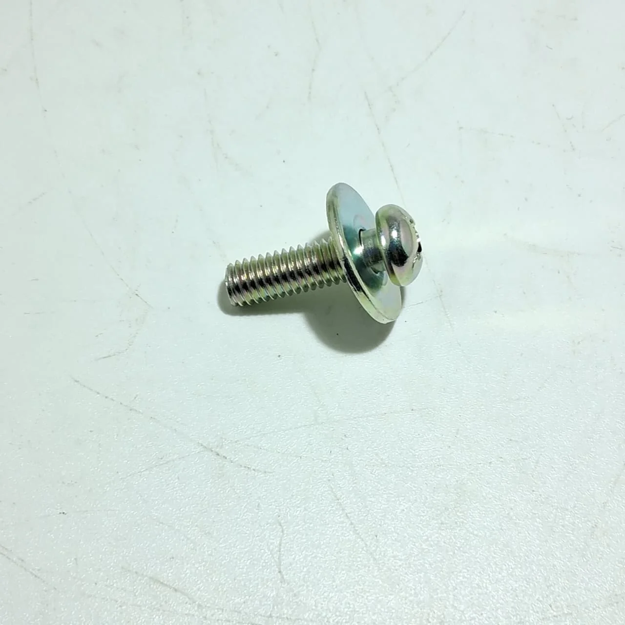Tornillo M6x20 (ZAFFERANO250)