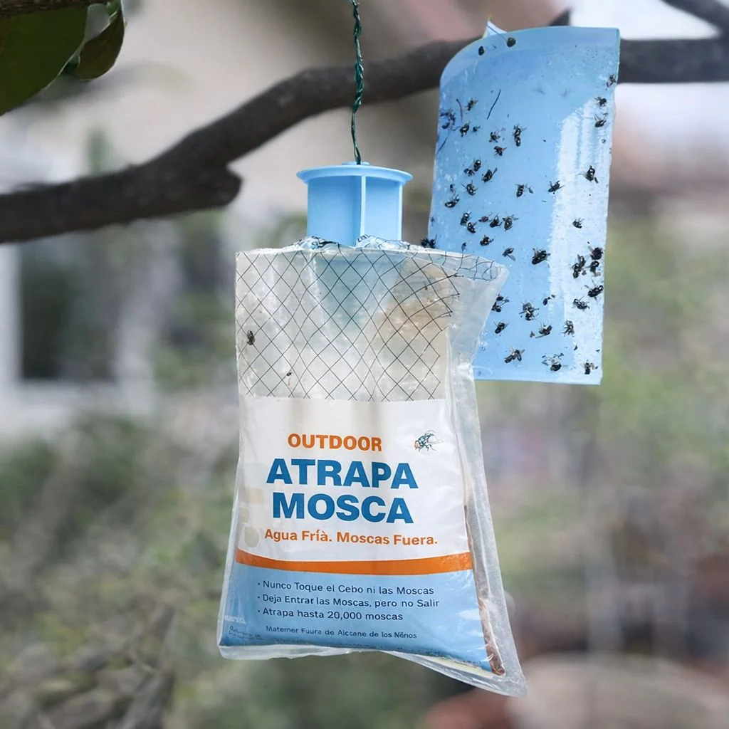 Trampa Para Moscas Desechable Con Cebo, Uso Exterior. Atrapa Hasta 20,000 Moscas. 214 X 198 Mm
